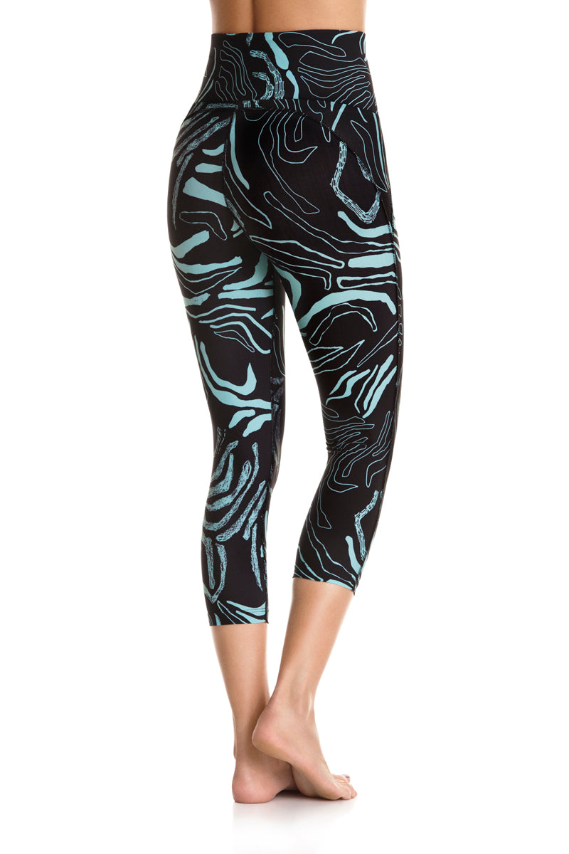 Leggins - Dazeful Capri Tigers Black