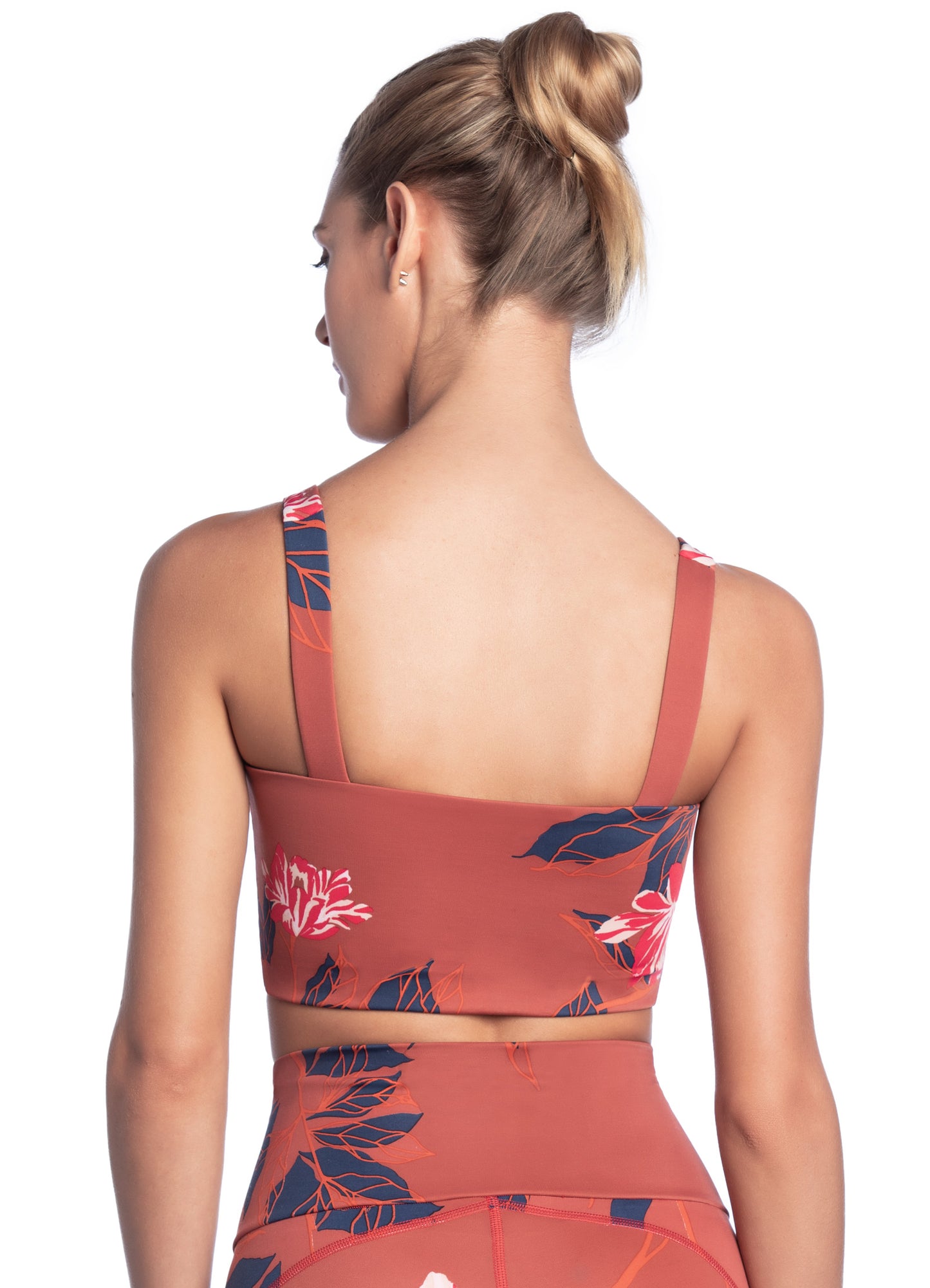 Top Deportivo - Resilient Tulip Garnet