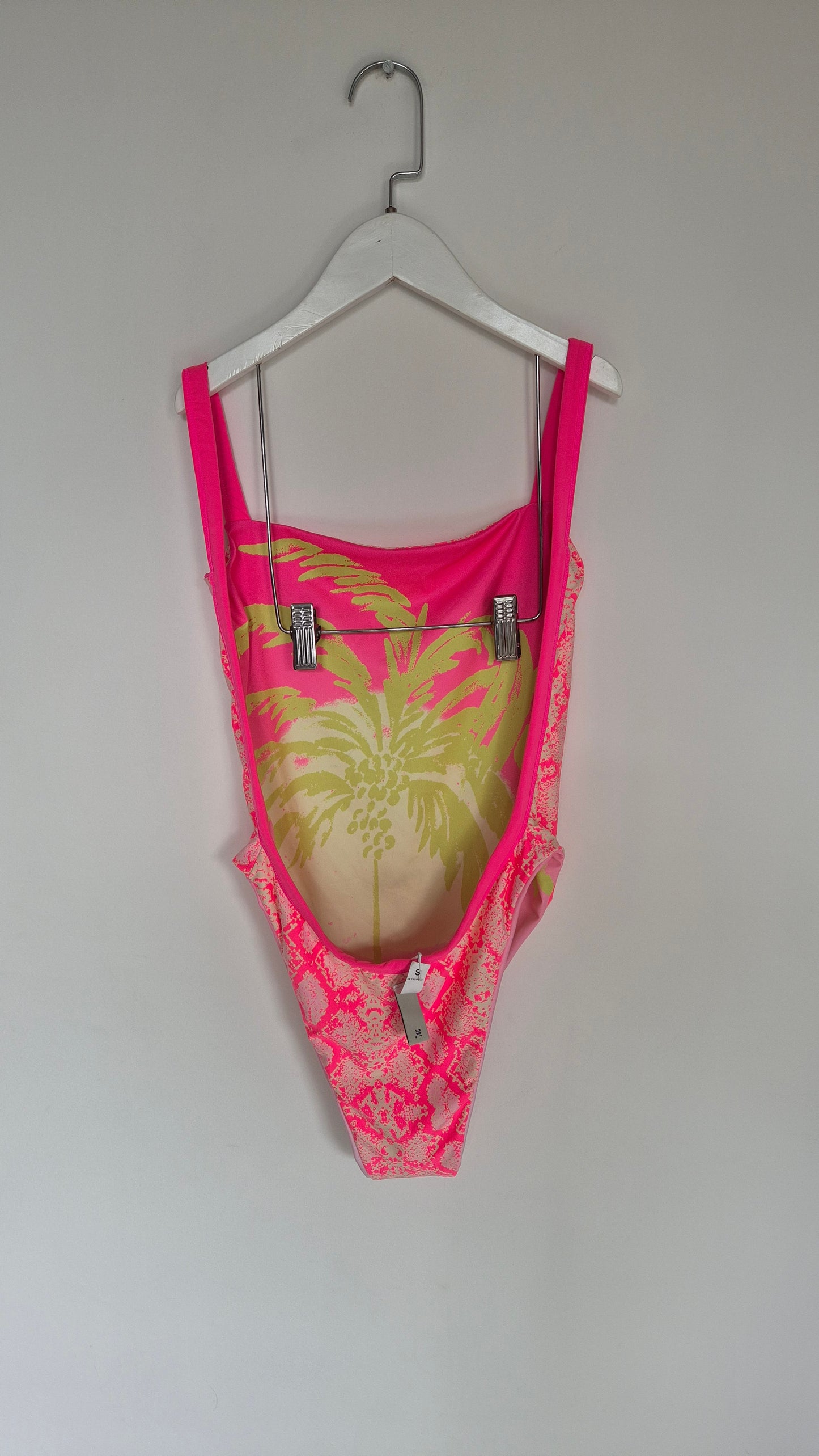 Entero - Pink Radiant Palmery