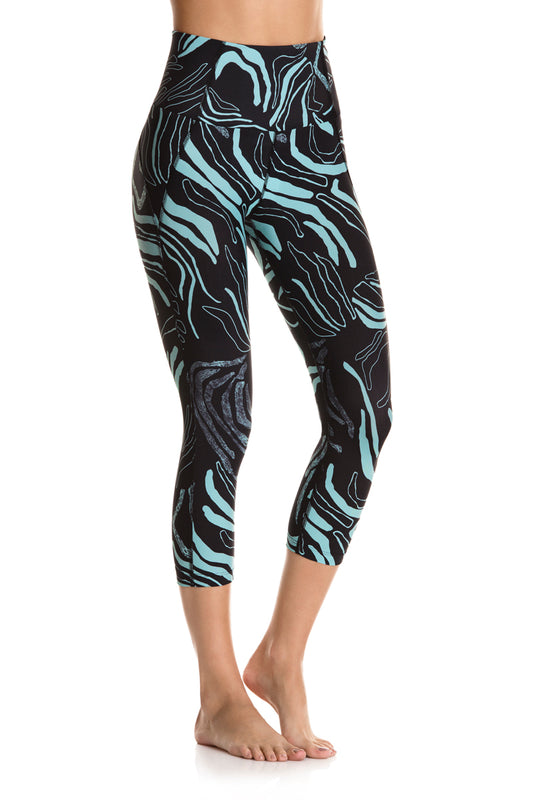 Leggins - Dazeful Capri Tigers Black