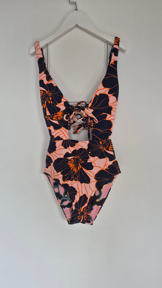 Entero - Old Flowers Kay