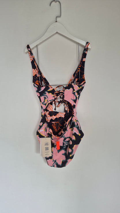 Entero - Old Flowers Kay