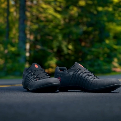 ZAPATILLAS DMT POGIS SUPERLIGHT - BLACK / GREY